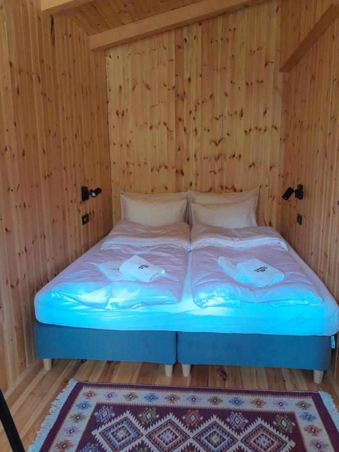 Vila Nica Wood Sremska Kamenica Exteriér fotografie