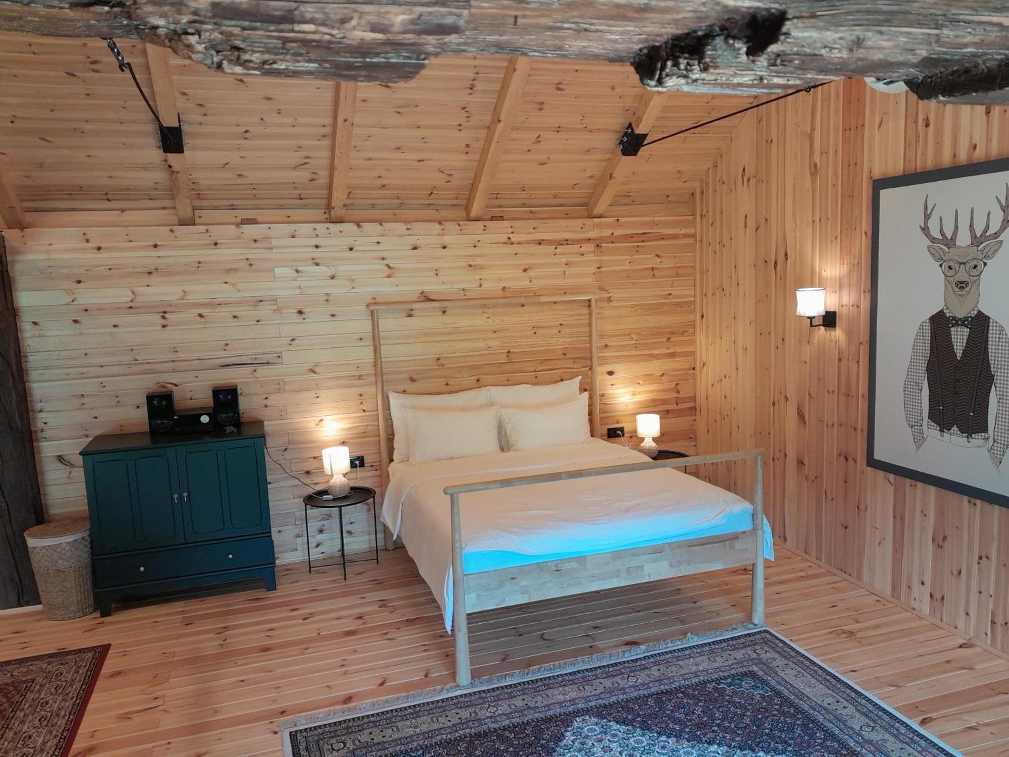 Vila Nica Wood Sremska Kamenica Exteriér fotografie